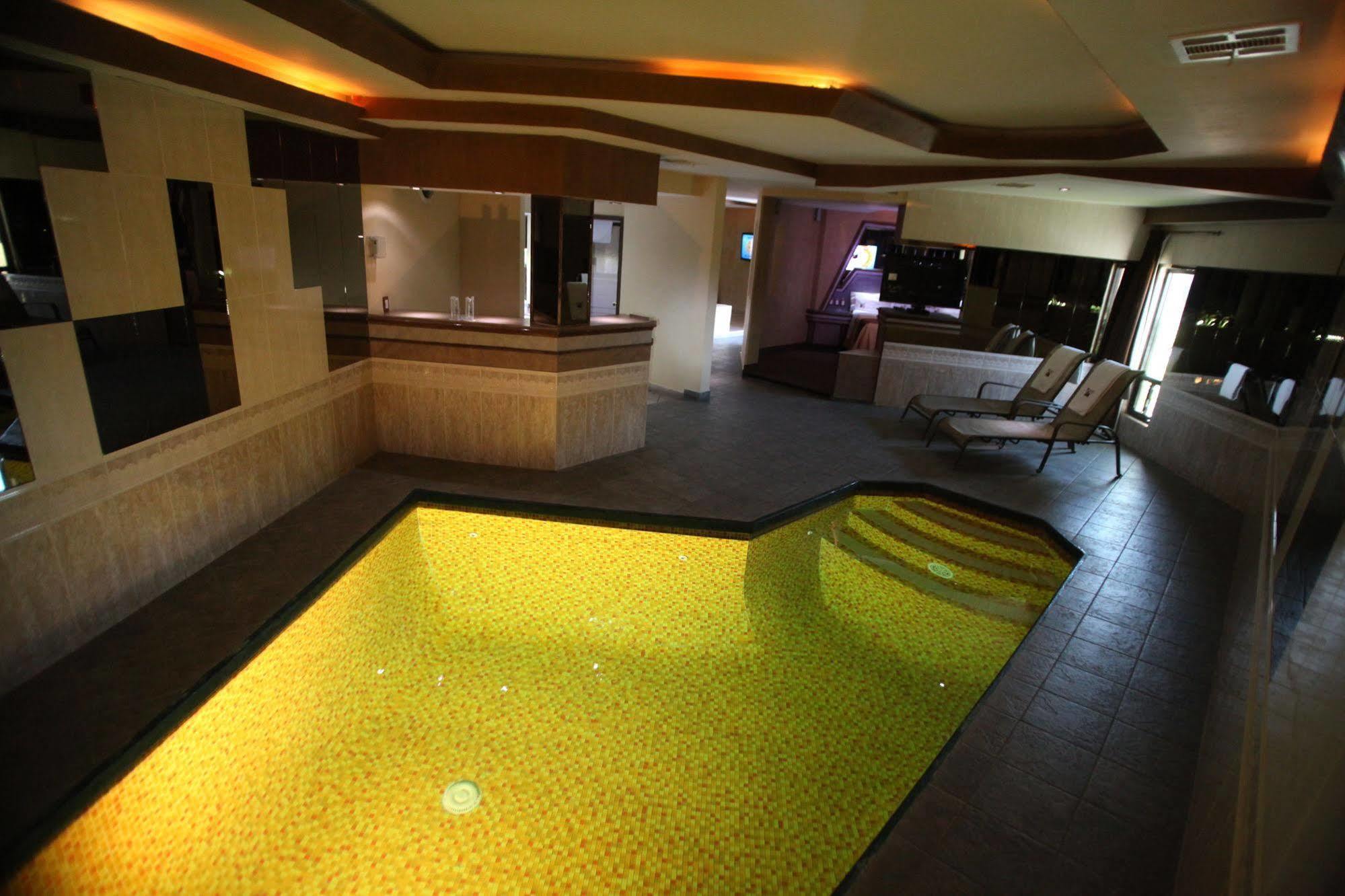 Motel Mediterraneo Мехикали Екстериор снимка